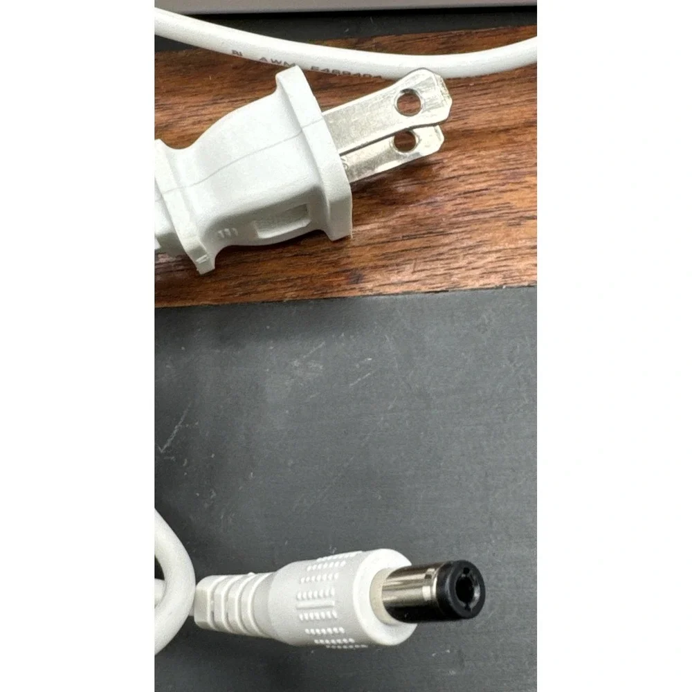 Genuine Cricut Switch Mode Power Supply Cord Model IVP1800-2500